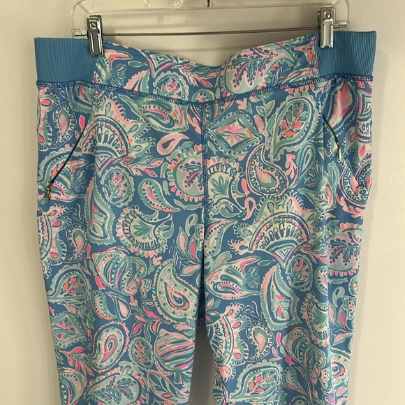 Lilly Pulitzer Luxletic Runaround Pants Zanzibar Blue Fish Kiss - Picture 5 of 9